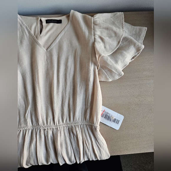 Cream Flutter Dress - Picture 5 of 6